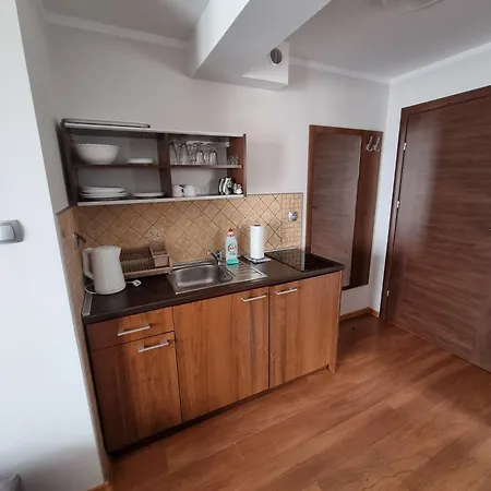 Ξενοδοχείο με διαμερίσματα Osrodek Wczasowy Szafir 3*