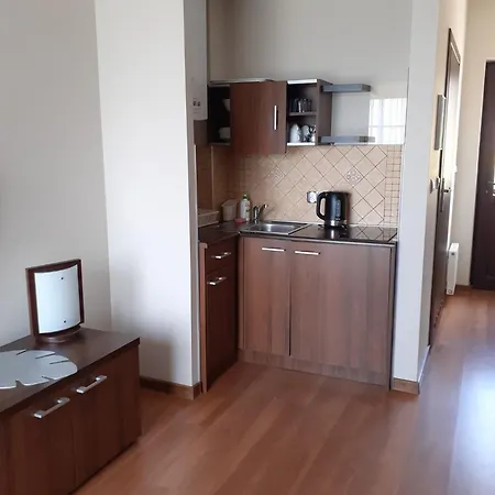 Ξενοδοχείο με διαμερίσματα Osrodek Wczasowy Szafir 3*